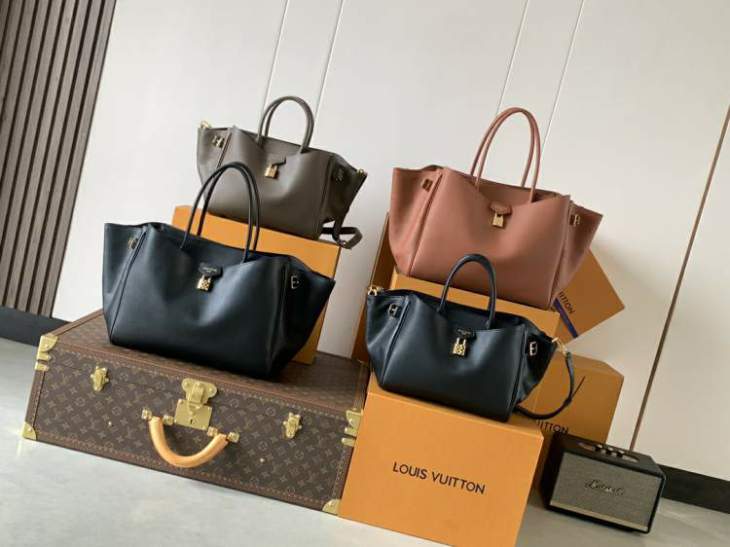 Picture of Louis Vuitton Handbags _SKUfw233561941fw